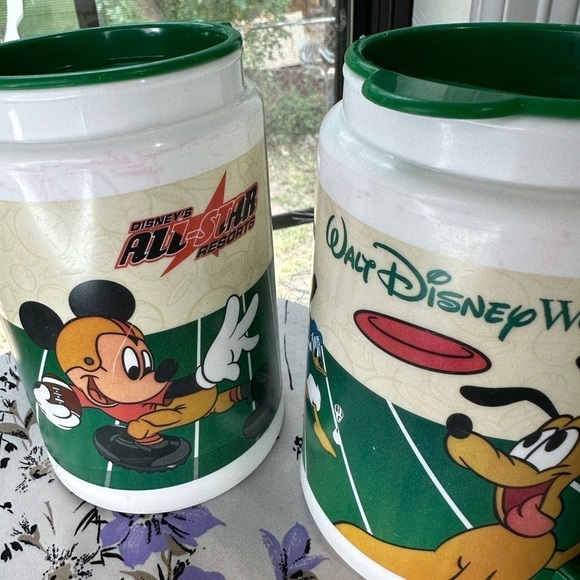 Disney Travel Mugs - Picture 8 of 8